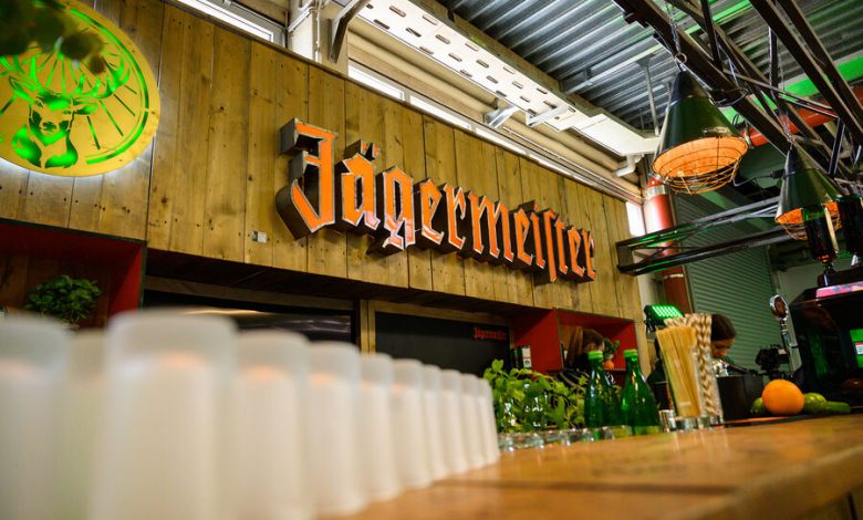 Фото - Российские рестораторы получили уведомление об остановке поставок ликера Jägermeister